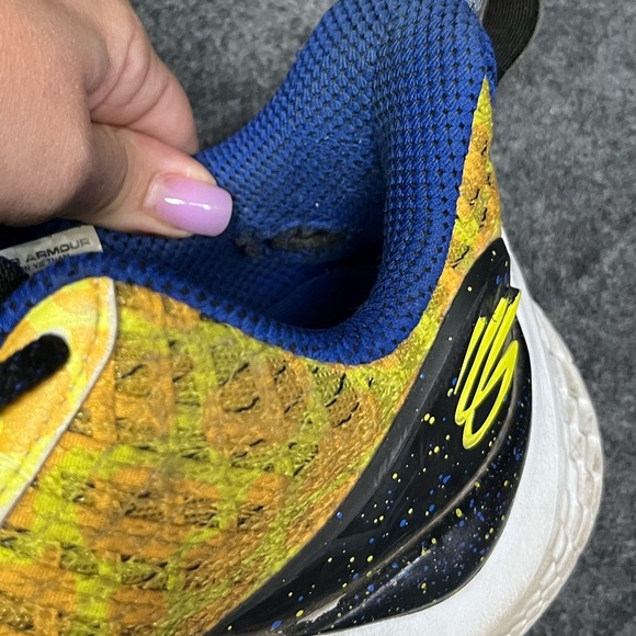 Under Armour Steph Curry 10 Yellow Bang 3026272-700 M-10.5 W-12 - Picture 9 of 11